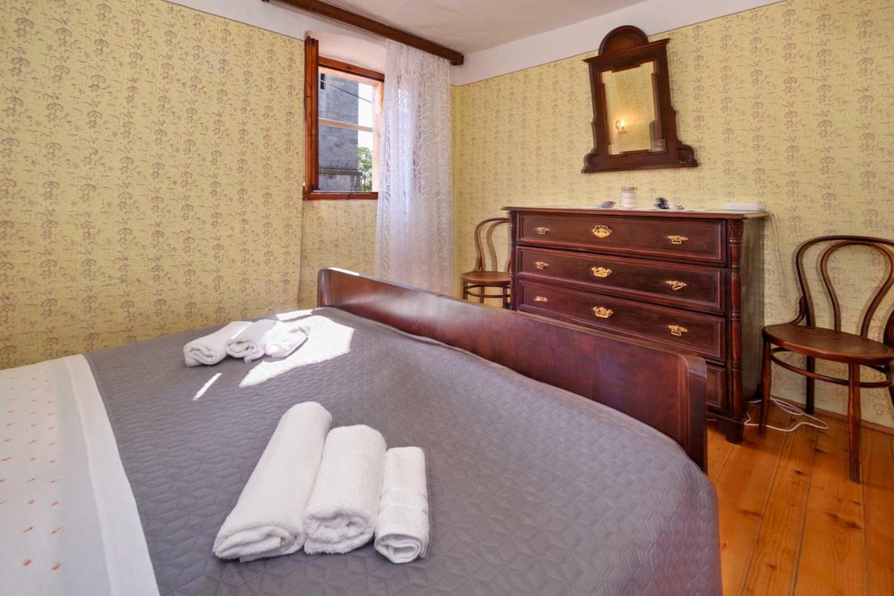 Rural Apartment Carolina Zrenj Extérieur photo