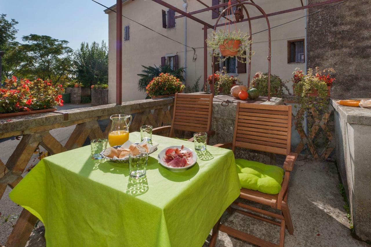 Rural Apartment Carolina Zrenj Extérieur photo